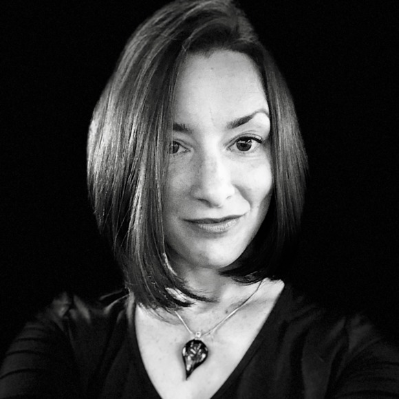 Meet your Posher, Sara - Picture 1 of 1